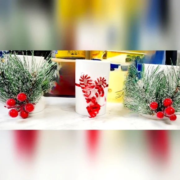 Hand Crafted Christmas cups tabletop decor 3.5" - Picture 1 of 2